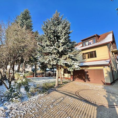 Hostel Milicka 弗罗茨瓦夫 外观 照片